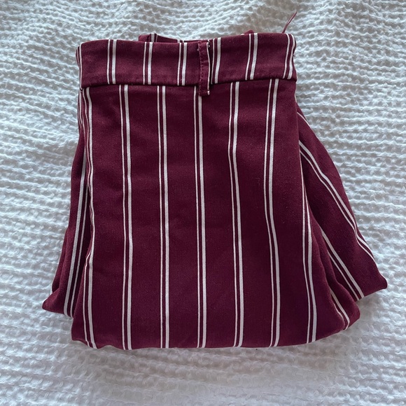 Forever 21 Red & White Striped Work Pants / Trousers - Picture 4 of 5